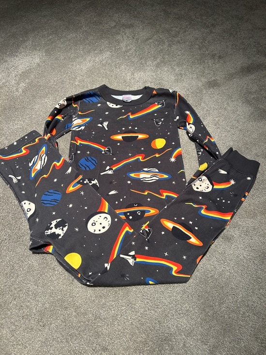 Hanna Andersson Other - Hanna Andersson Black Kids Space Pajama Set with Rainbow Accents